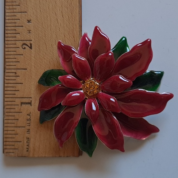 Vintage Enamel Poinsettia Brooch - Picture 3 of 4